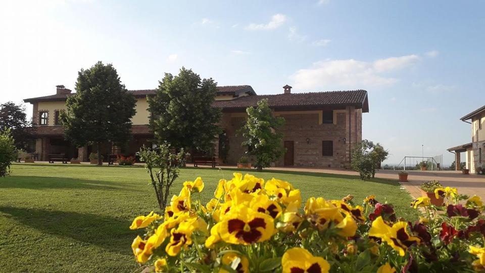 Agriturismo Ama Vigolzone Luaran gambar