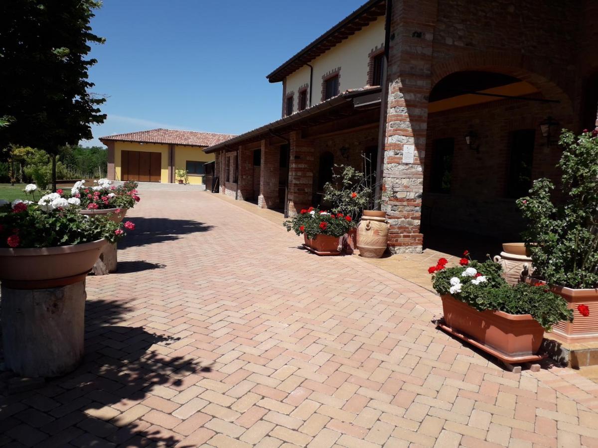 Agriturismo Ama Vigolzone Luaran gambar